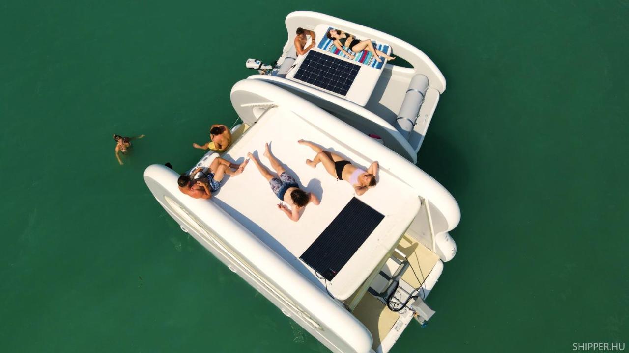 Royal Mediterran Siofok Bagian luar foto