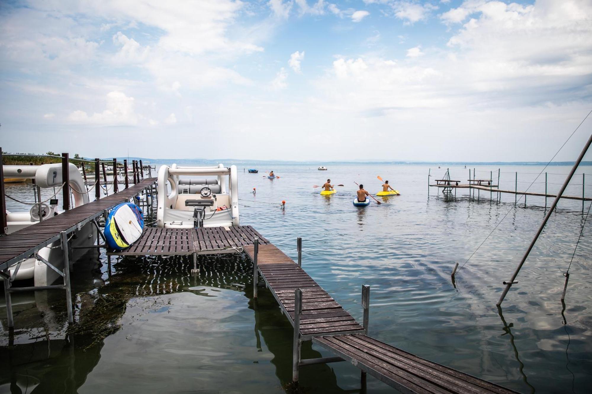 Royal Mediterran Siofok Bagian luar foto