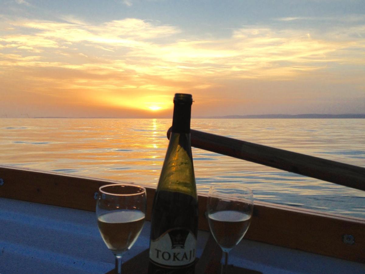 Royal Mediterran Siofok Bagian luar foto